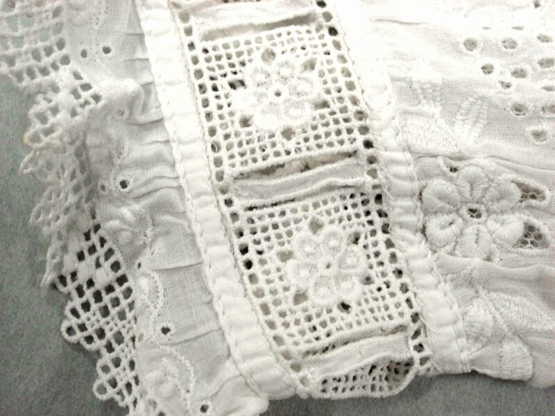 Cutwork Lace Sleeve Auckland Museum Cc4